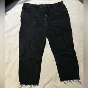 Mom Jean Gap Denim Size 14 Black cutoff